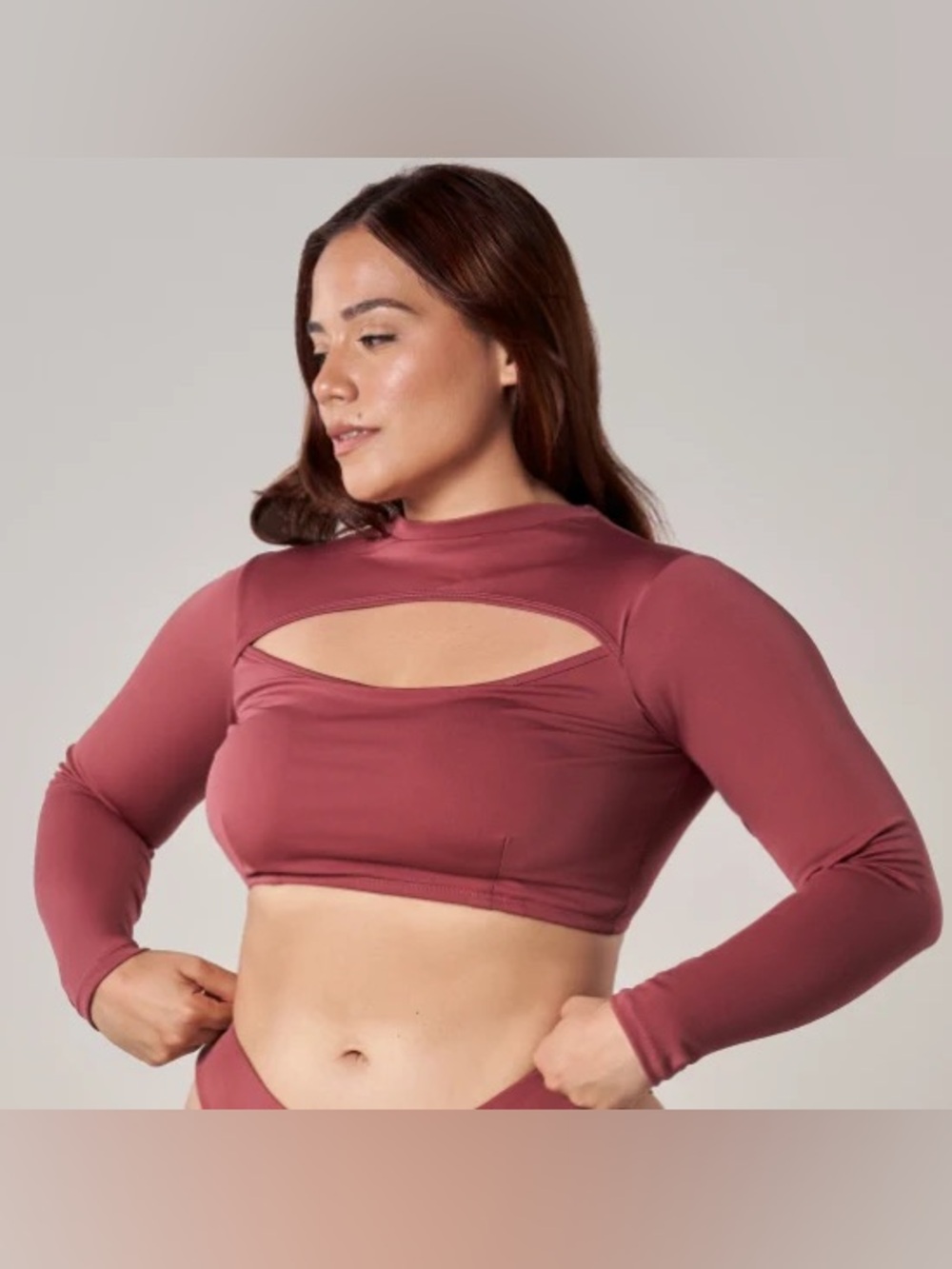 NWT SIZE XL Long-Sleeve Cutout Crop Top in Rosewood